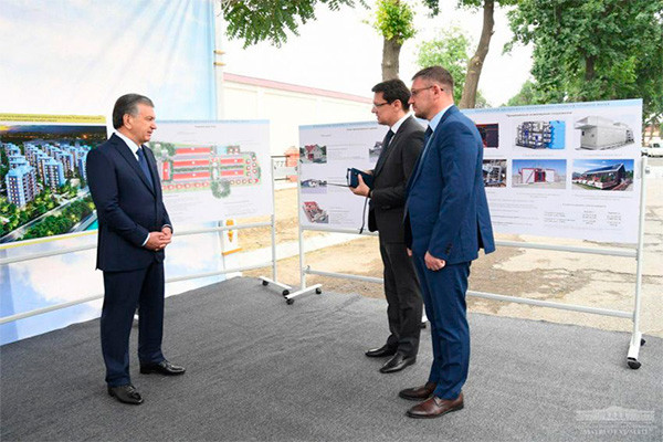Shavkat Mirziyoyev urges to deliver decent conditions for residents of dilapidated houses