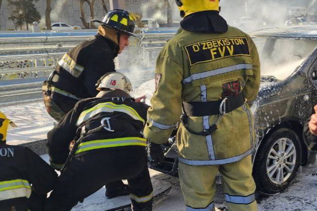 В Бостанлыкском районе потушили загоревшуюся Nexia