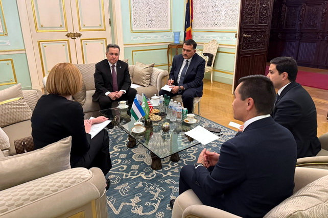 Узбекистан и Oracle обсудили развитие облачных технологий