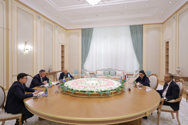 В Законодательной палате состоялась встреча с послом Бангладеш