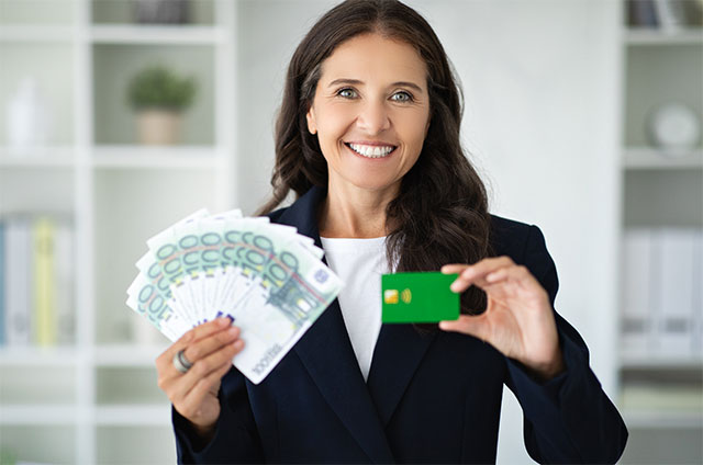 Как получить кредит на карту онлайн? Пошаговая инструкция