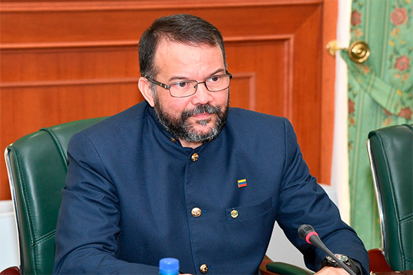 Uzbek FM receives newly appointed Ambassador of Venezuela