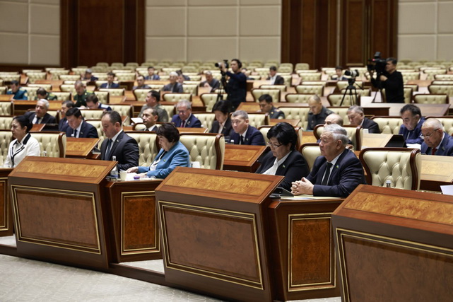 Senate Plenary session discusses the telecommunications law