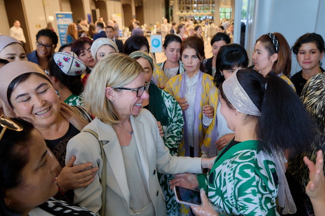 Инклюзия, цифровизация и рабочие места: путь вперёд для Центральной Азии