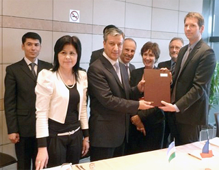 Узбекистан и Франция договорились сотрудничать в области финансов