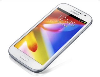 Samsung представила доступный 5-дюймовый смартфон