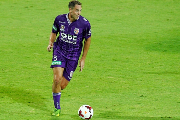 Rostyn Griffiths to become player of Pakhtakor