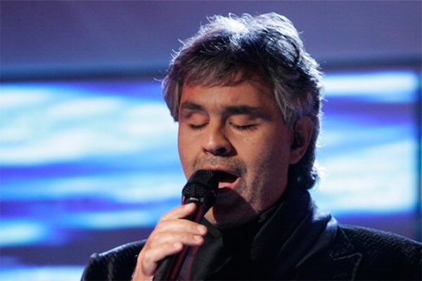 Андреа Бочелли выступит на площади Регистан в Самарканде