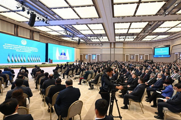 Узбекистан продолжит повышать размеры пенсий и пособий