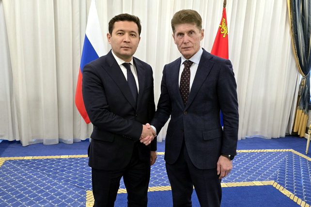 Во Владивостоке прошли переговоры по вопросам развития туризма и межрегионального сотрудничества