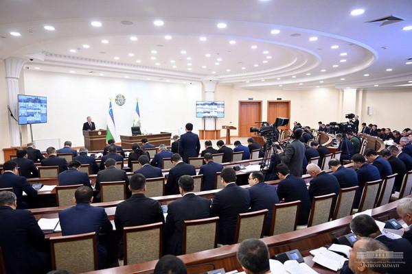 Президент Узбекистана:  настало время коренного пересмотра налоговой системы