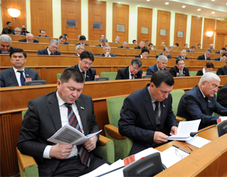Сенат внес поправки некоторые законодательные акты