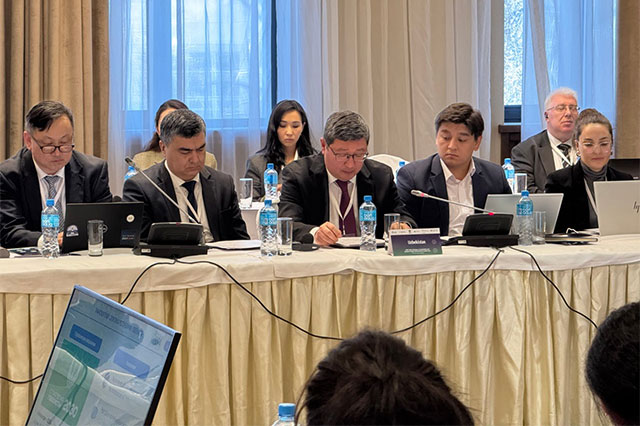 Ўзбекистон транспорт вазири ўринбосари Олма-отадаги SIPA форумида сўзга чиқди