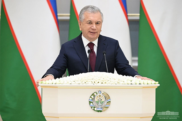 Шавкат Мирзиёев провел встречу с паралимпийцами