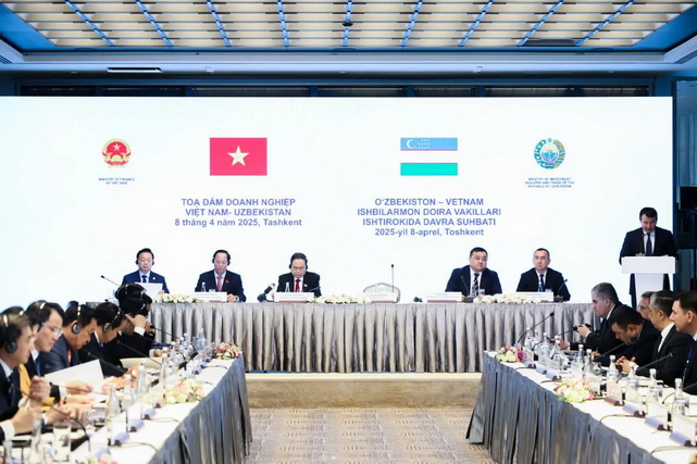 Узбекистан и Вьетнам обсуждают введение безвизового режима