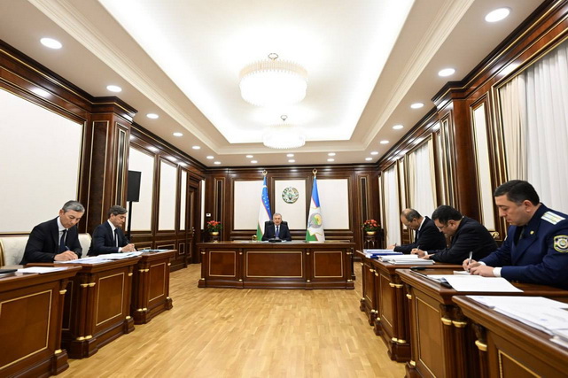 Ўзбекистон Президенти энергия самарадорлигини ошириш чора-тадбирларини муҳокама қилди