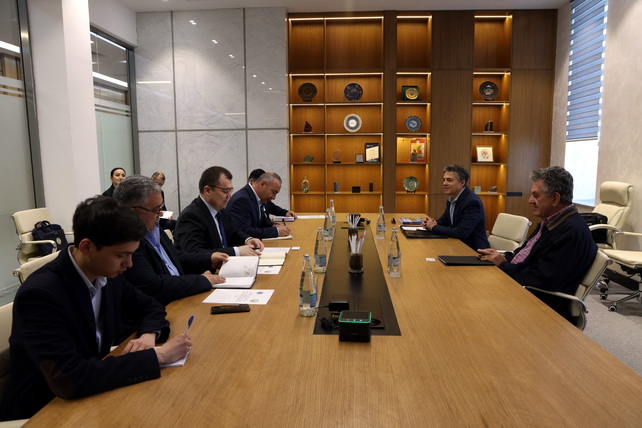 Узбекистан обсуждает перспективы горнодобычи с CAULDRON ENERGY