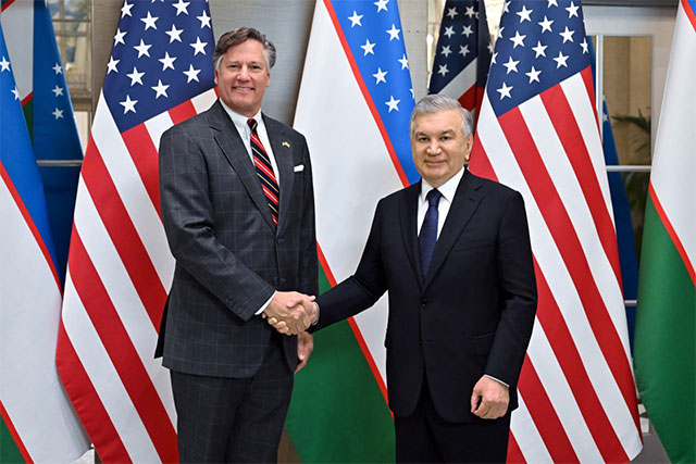 Президент Узбекистана принял заместителя Госсекретаря США