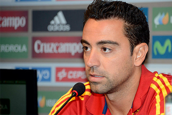 Легендарный Хави прилетел в Ташкент: во вторник он в составе "Аль-Садда" сыграет против "Пахтакора"