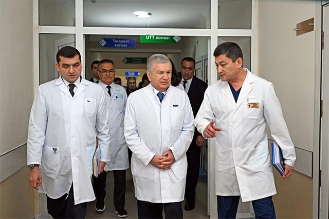 President Visits Victims of Gas Cylinder Explosion in Gulistan