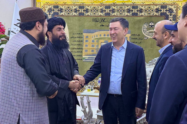 Сырдарьё и Балх намерены укреплять торгово-экономические связи и совместные проекты