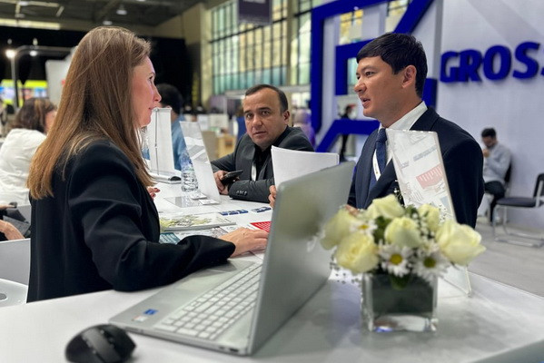 Самарканд и Санкт-Петербург подписали соглашение о партнерстве и дальнейшем сотрудничестве в сфере туризма