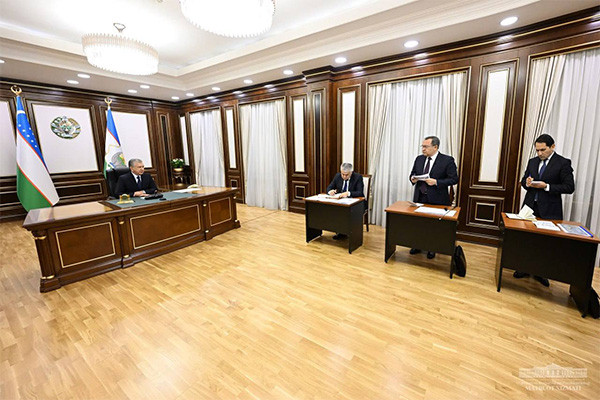 Президенту Узбекистана представлены меры по развитию электромобильной отрасли