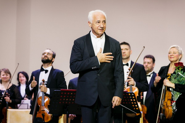В Ташкенте выступит оркестр под управлением Владимира Спивакова