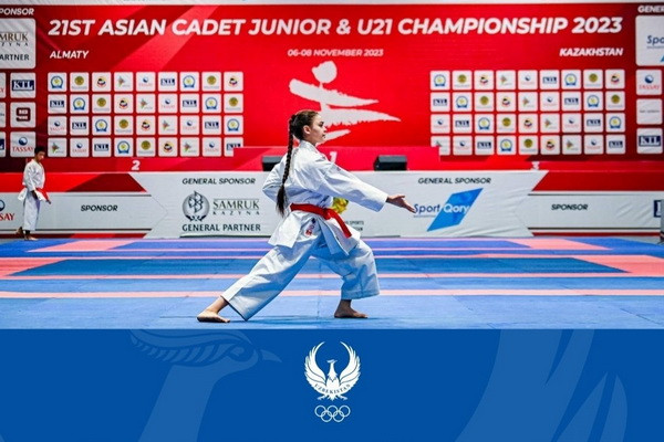 On the starting day of the Asian Championship, our karatekas won 8 medals