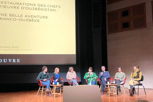 Реставраторы Лувра изучили вопросы реставрации музейных экспонатов из Узбекистана