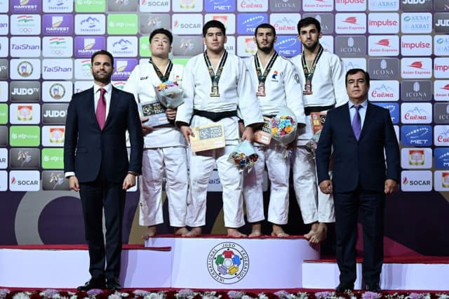 Muhammadsodik Sodikov wins gold at the Junior World Judo Championships