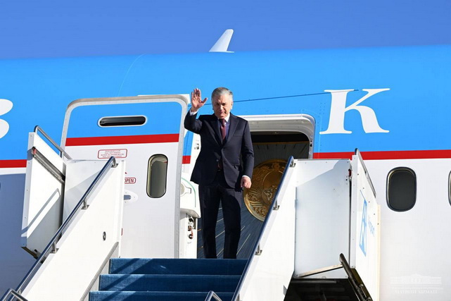 ​​​​​​​Шавкат Мирзиёев завершил свой рабочий визит в Астану