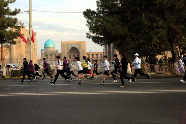 "Samarkand Marathon 2022" in numbers: how the charity run is going (photo report)