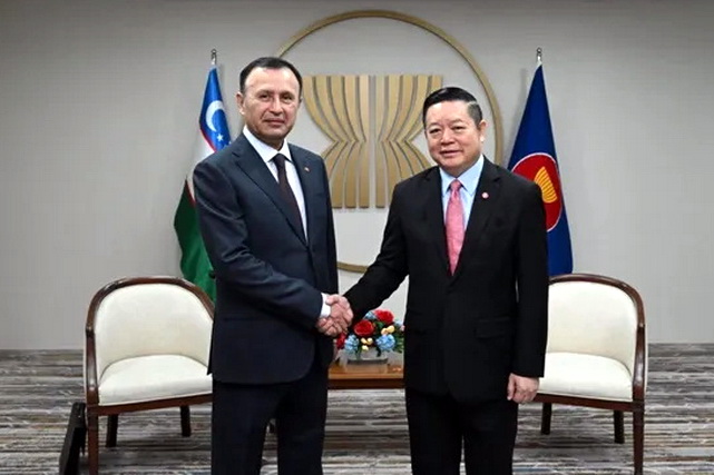 O'zbekiston elchisi ASEAN huzurida akkreditatsiyadan o'tdi