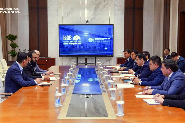 Узбекистан и Исламский банк развития обсудили расширение сотрудничества в инфраструктурных и сельских проектах