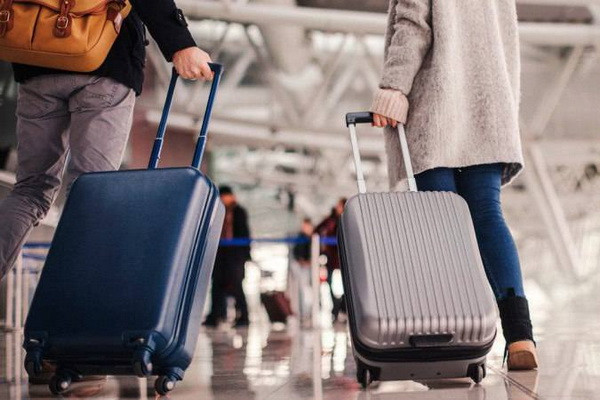 Сколько иностранных граждан въехали в Республику Узбекистан с целью посещения родственников за январь-сентябрь 2023 года?