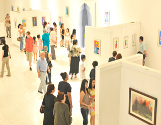 Personal exhibition of Uzbek painter takes place in Abu Dhabi