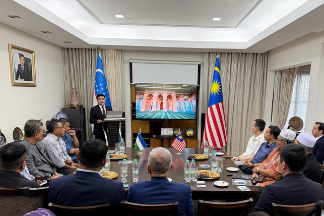 В Малайзии представлен проект «Умра плюс»