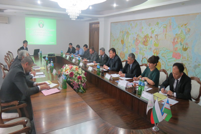 Временный Поверенный в делах Болгарии посетил ХК «Узвиносаноат-холдинг»