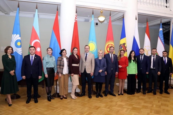 Молодые парламентарии выступили с инициативами по развитию русского языка на пространстве Содружества