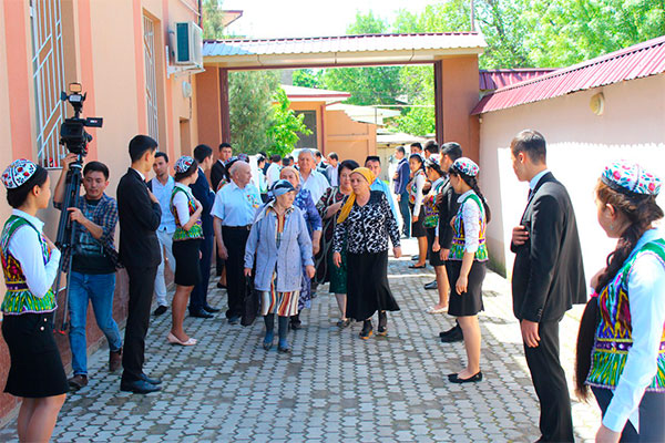 Память о преданных стране людях — навечно в наших сердцах