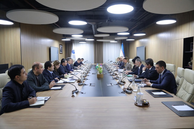 Делегация Сербии посетила IT Park Uzbekistan для изучения цифровой инфраструктуры и стартап-экосистемы