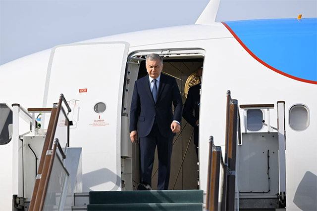 Президент Узбекистана прибыл в Самарканд