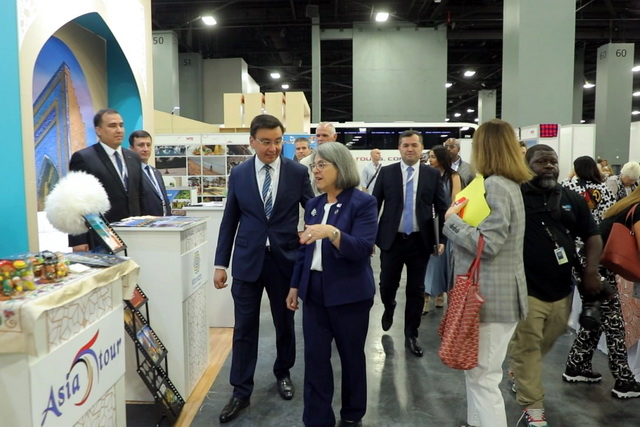 Делегация Узбекистана демонстрирует туристический потенциал на WTE Miami-2024
