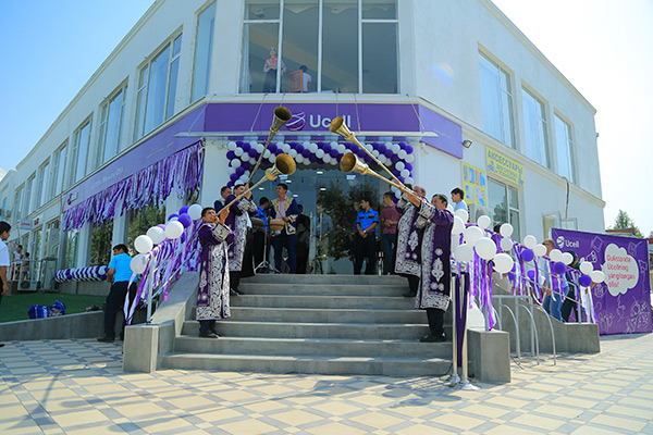Открытие обновленного офиса Ucell в Гулистане!