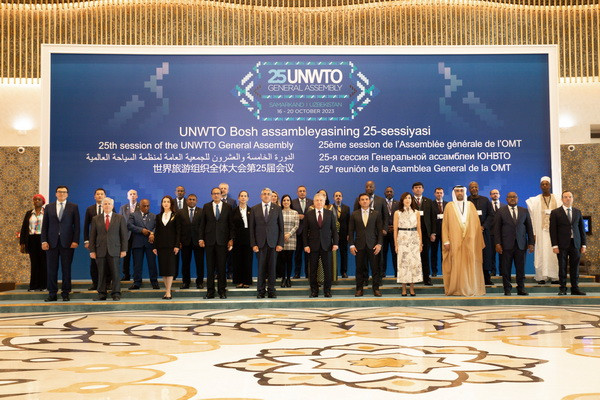 Шавкат Мирзиёев: к 2030 году планируем довести показатель до 15 миллионов туристов в год