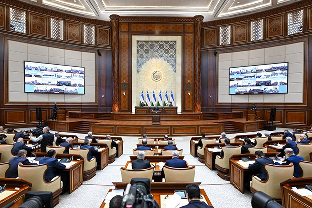 O‘zbekiston Prezidenti korrupsiyaga qarshi kurashish chora-tadbirlarini belgilab berdi