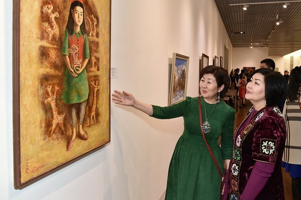 В рамках года Узбекистана в Казахстане открылись фото и художественные выставки