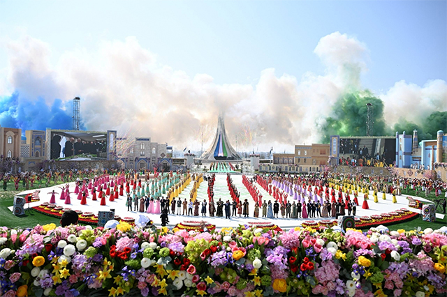 Президент принял участие на торжествах Навруза в Ташкенте