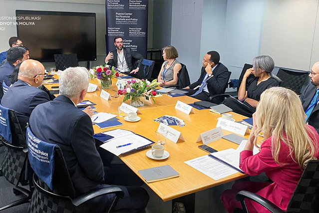 Узбекистан обсудил ГЧП на круглом столе в Вашингтоне